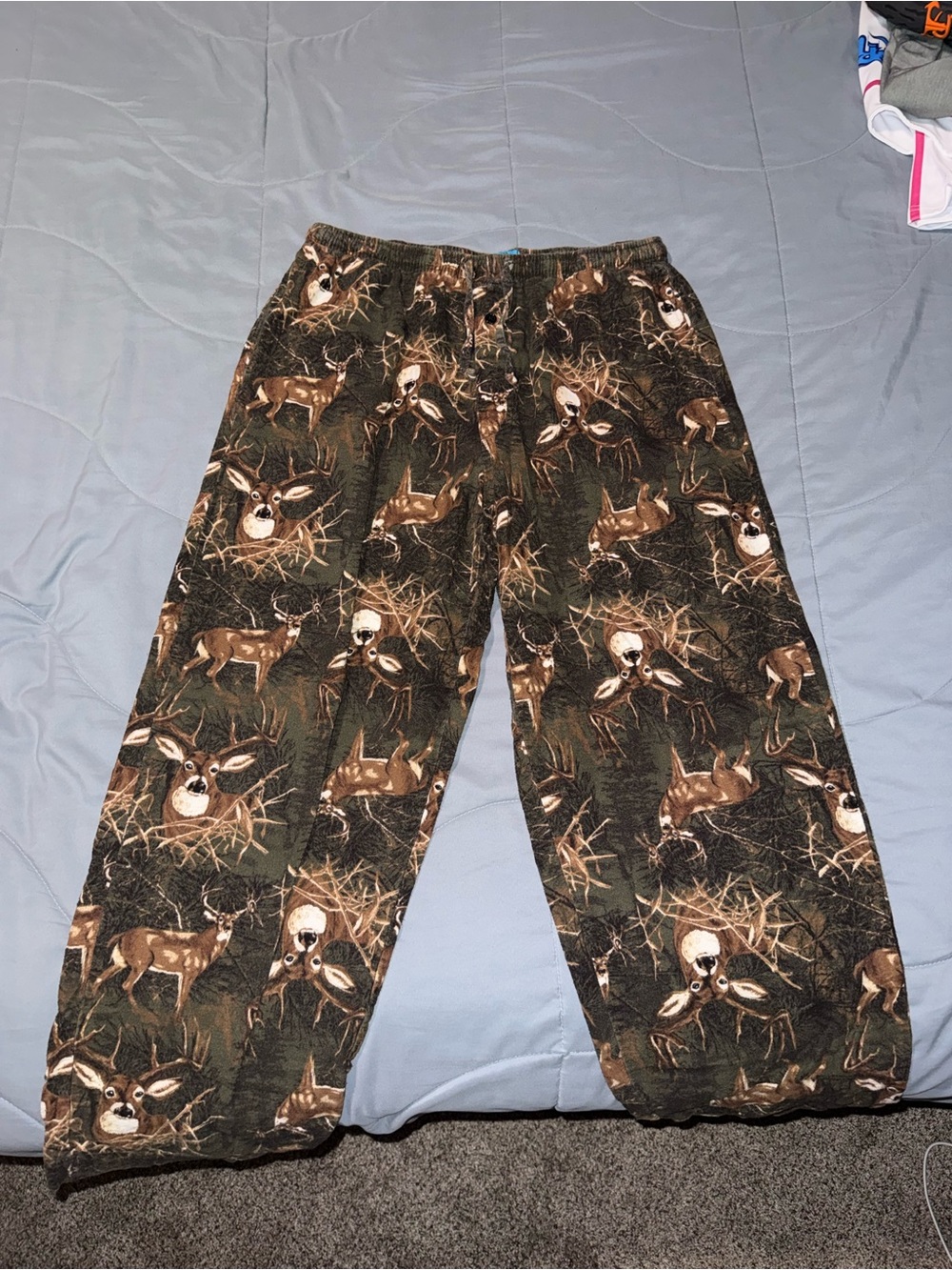 Men's Green Deer-Print Fleece Joggers